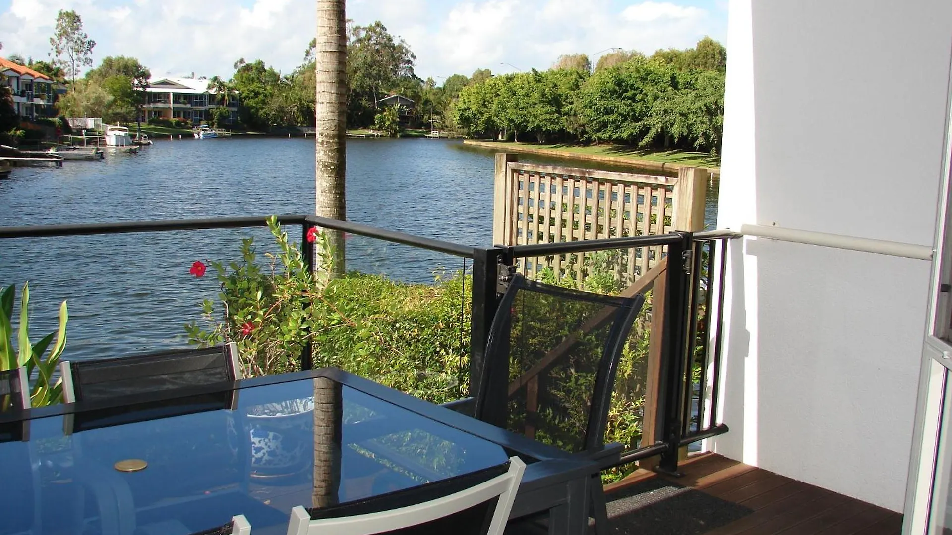 Portside Noosa Waters Hotel Noosaville Resort