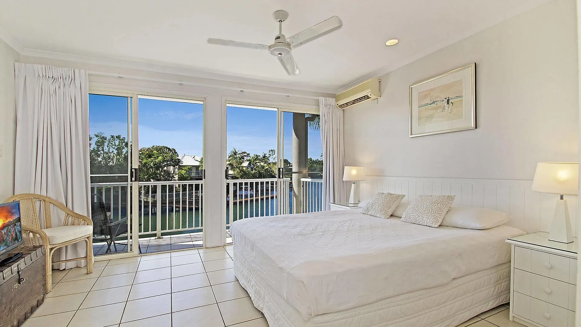 Portside Noosa Waters Hotel Noosaville Resort